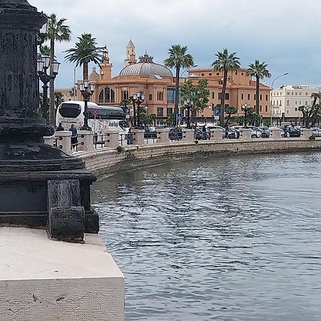 Casa Aurora Apartment Bari Bagian luar foto