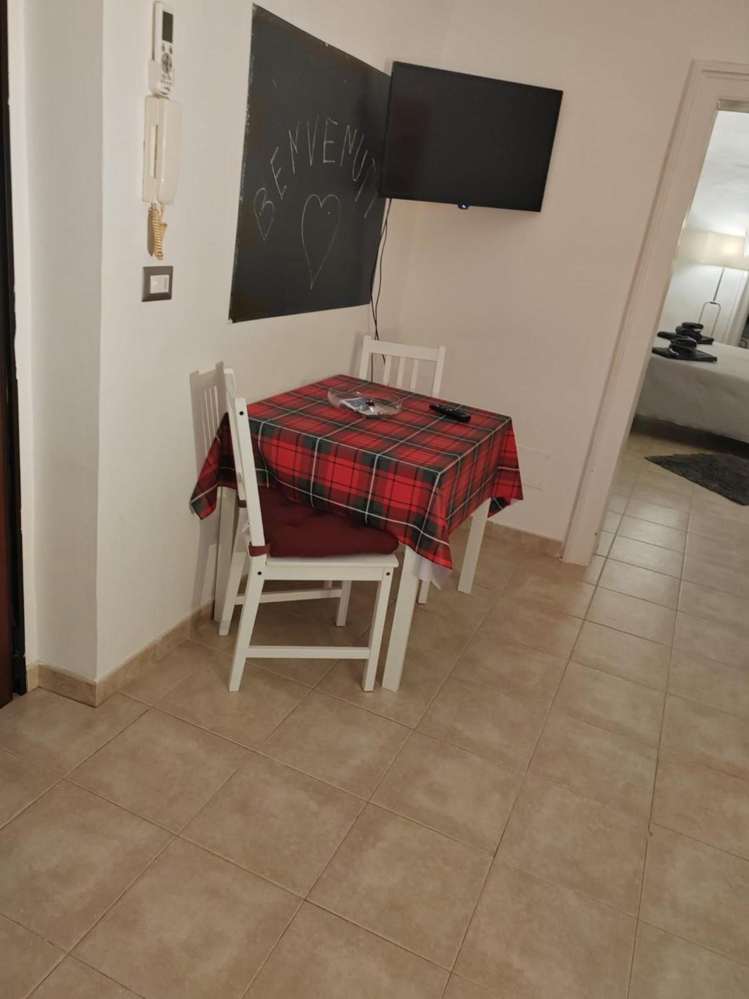 Casa Aurora Apartment Bari Bagian luar foto