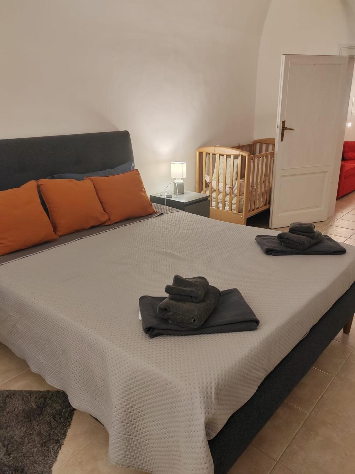 Casa Aurora Apartment Bari Bagian luar foto