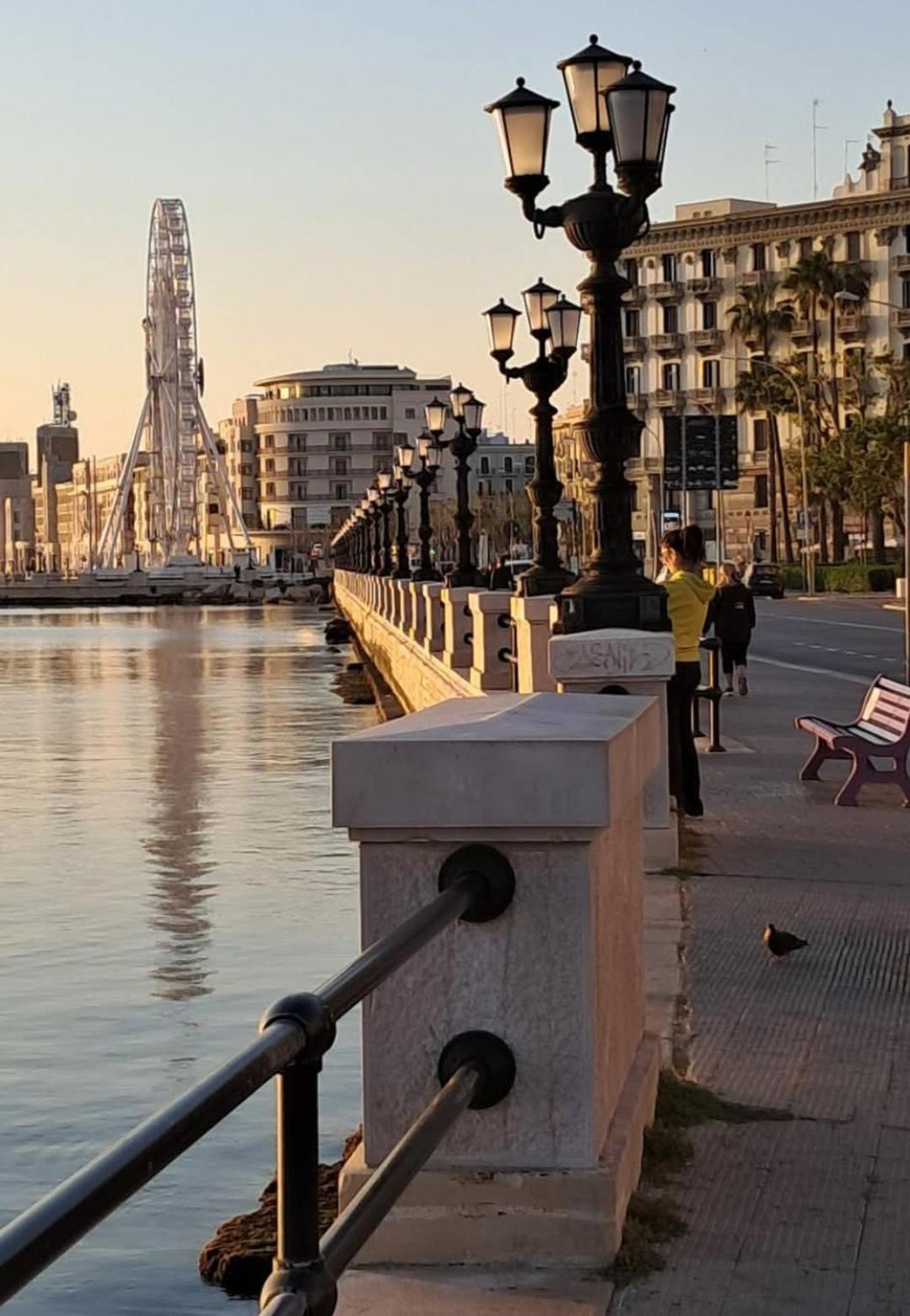 Casa Aurora Apartment Bari Bagian luar foto